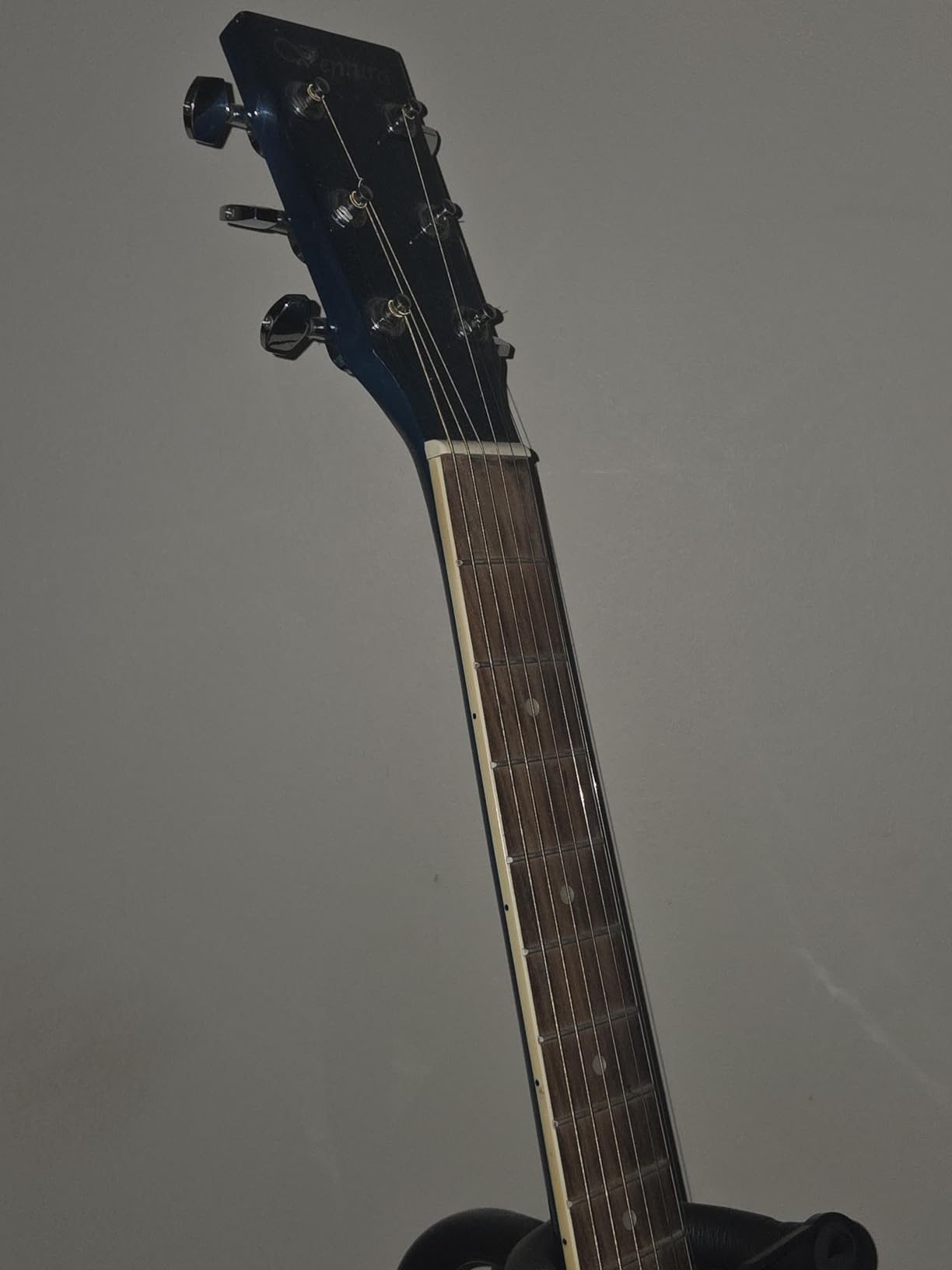 Martin Authentic Acoustic Guitar Strings, Superior Performance Custom Light 11-52, 80/20 Bronze customer photo 2