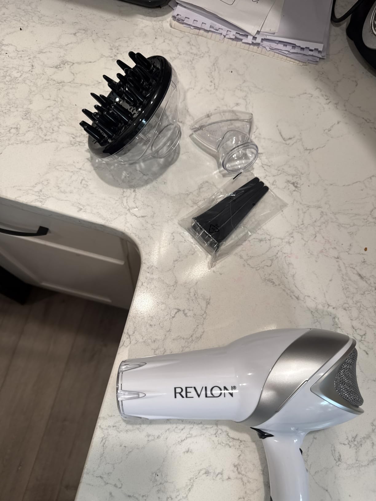 REVLON Infrared Ionic Hair Dryer with Diffuser & Concentrator, White customer photo 1