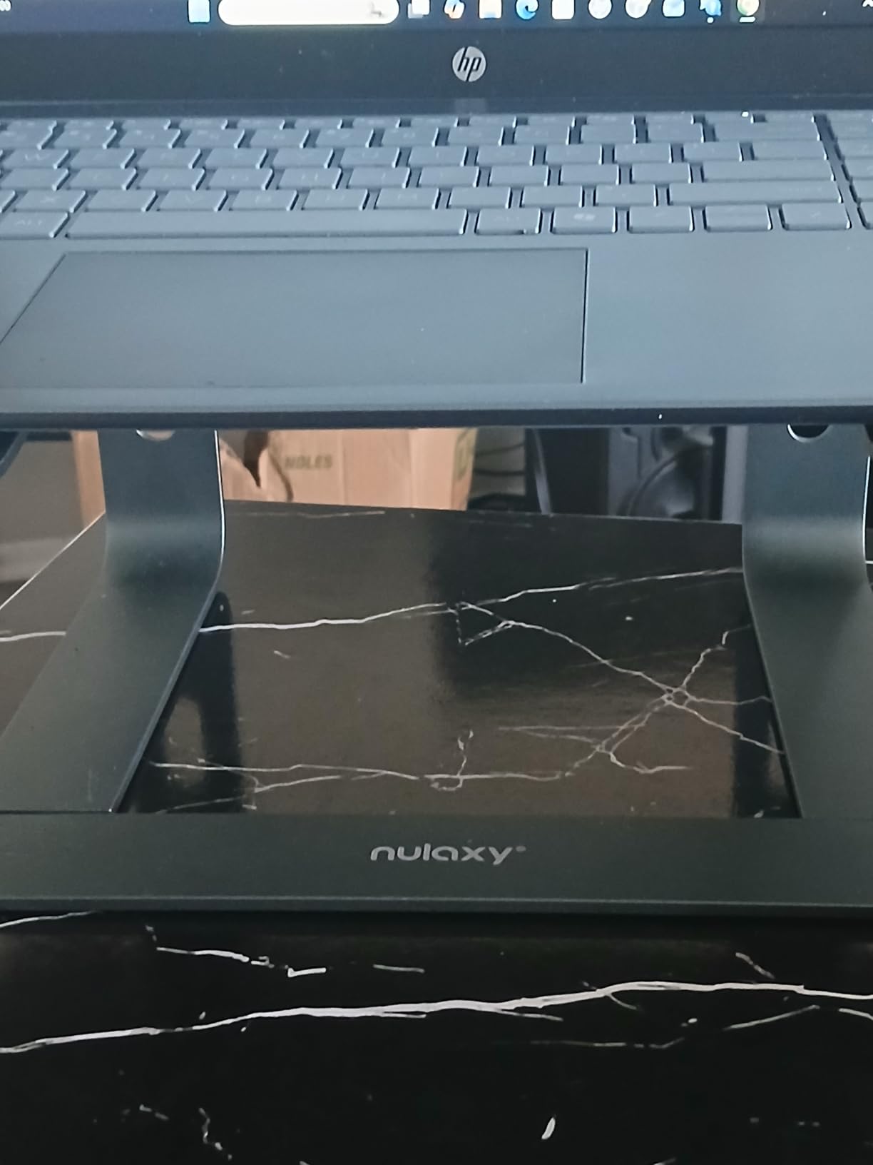 Nulaxy Full Aluminum Laptop Stand, Stable Support to 22 lbs, Open Cooling customer photo 2