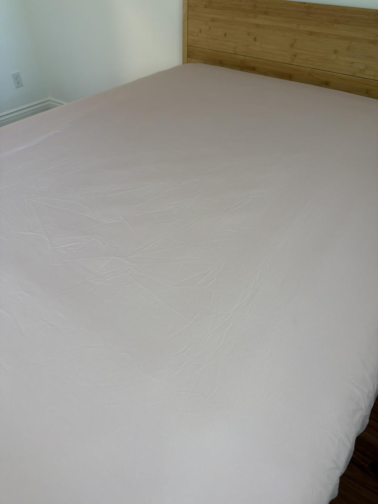 Bedsure Queen Sheet Set - 4 Pieces Soft, Breathable, Cooling Bed Sheets customer photo 2