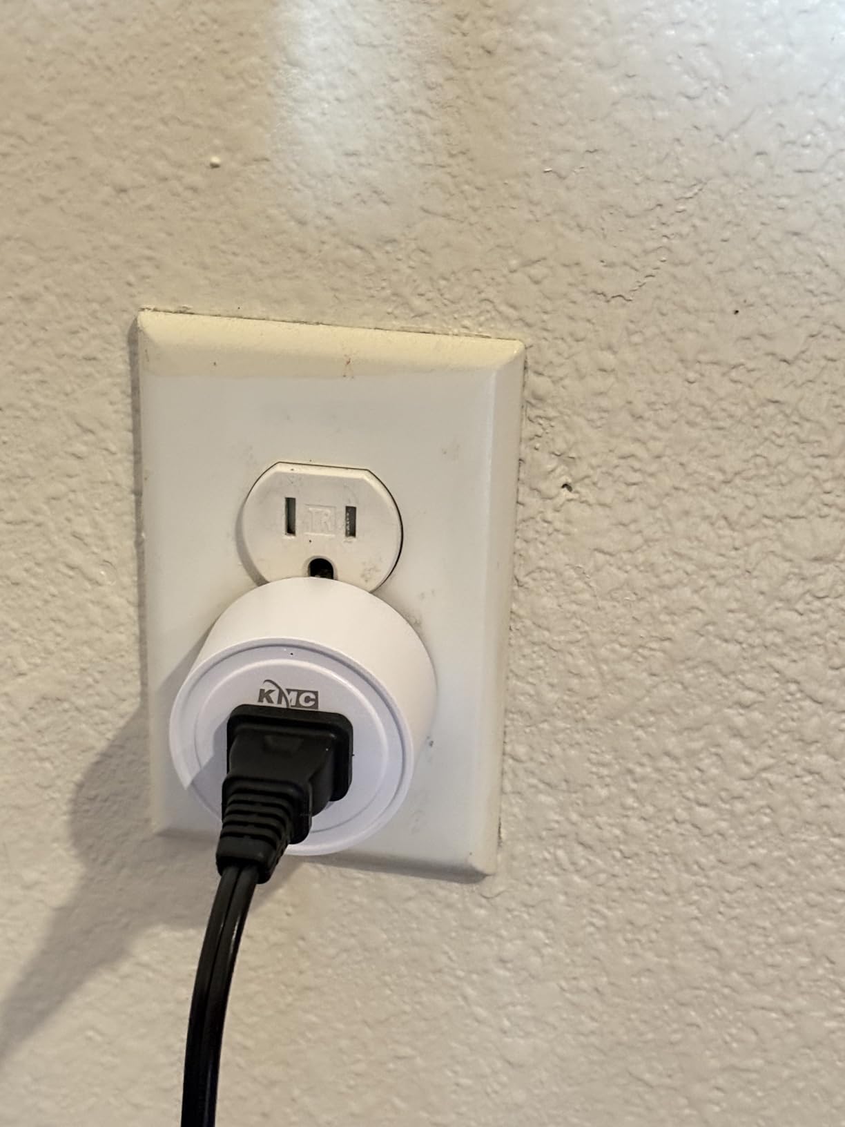 KMC Smart Plug Mini 4-Pack, Wi-Fi Outlets for Smart Home, Remote Control Lights and Devices from Anywhere, No Hub Required, ETL Certified, Works with Alexa and Google Home customer photo 1