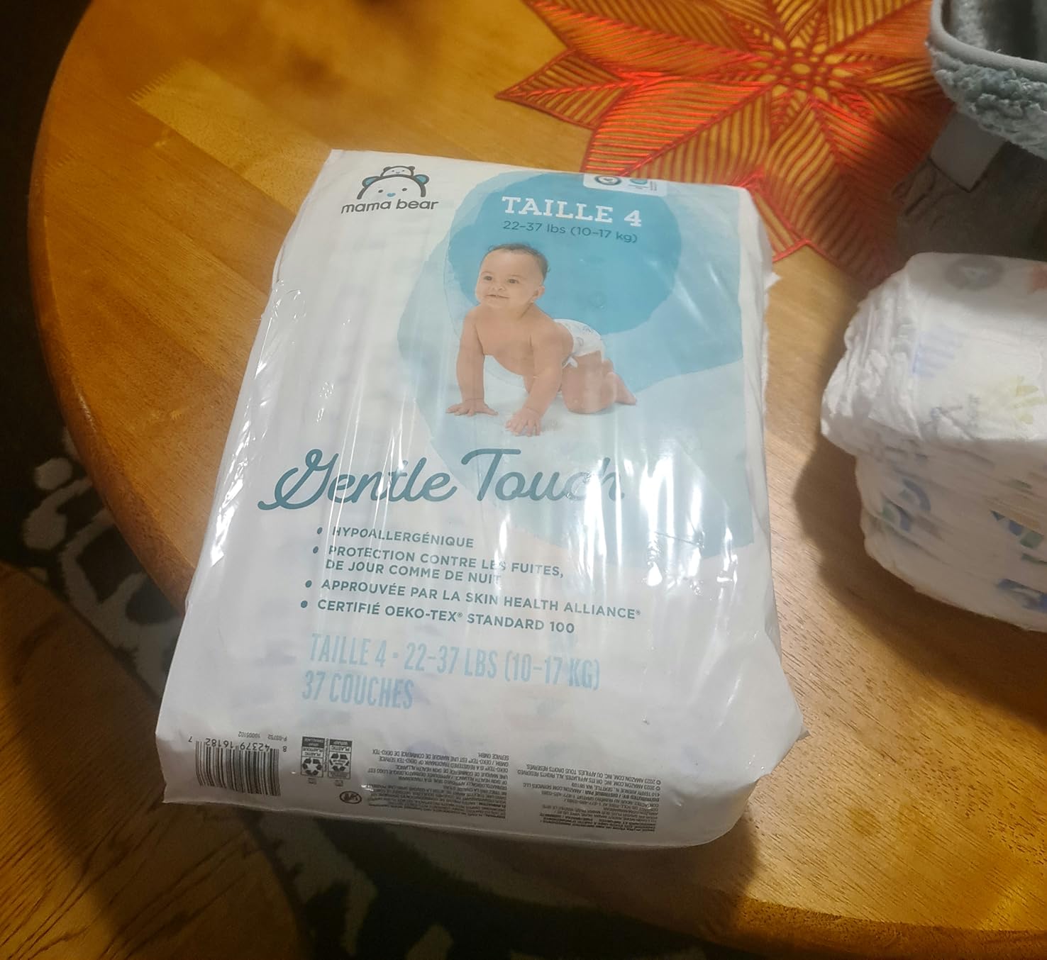 Amazon Brand - Mama Bear Gentle Touch Baby Diapers, Size 3, 42 Count, Wetness Indicator, Stretchy Waistband, Skin Health Alliance Approved customer photo 1