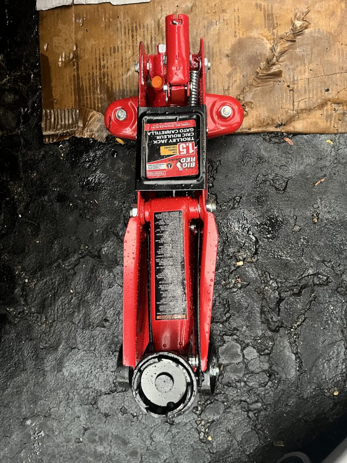 BIG RED T820014S Torin Hydraulic Trolley Service/Floor Jack with Blow Mold Carrying Storage Case, 1.5 Ton (3,000 lb) Capacity, Red customer photo 2