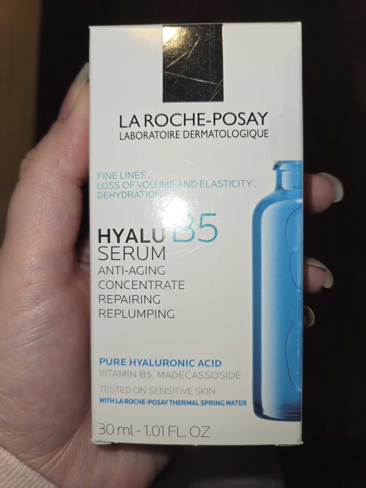 La Roche-Posay Hyalu B5 Pure Hyaluronic Acid Anti-Aging Serum for Face customer photo 1