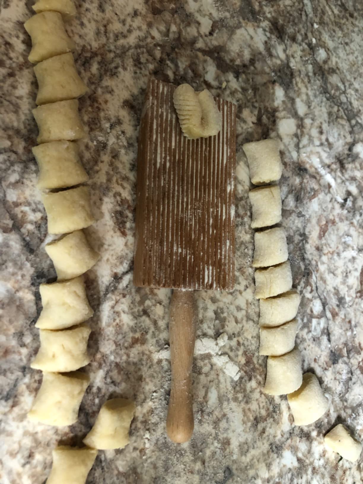 Tredoni Wooden Gnocchi Board - Slanted Ridge Paddle Pasta Maker 2.4x4.8