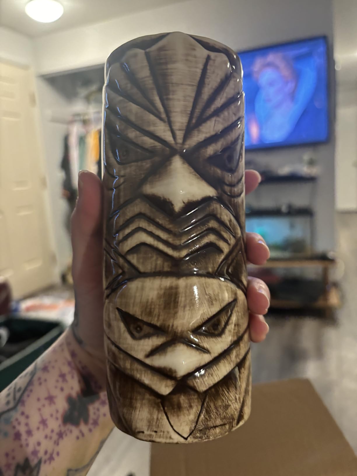LINALL Tiki Mugs Cocktail Set of 4 - Large Tumblers Ceramic Hawaiian Luau Party Mugs Drinkware, Cute Exotic Cocktail Glasses, Tiki Bar Professional Hawaiian Party Barware, TKSET0005… customer photo 1