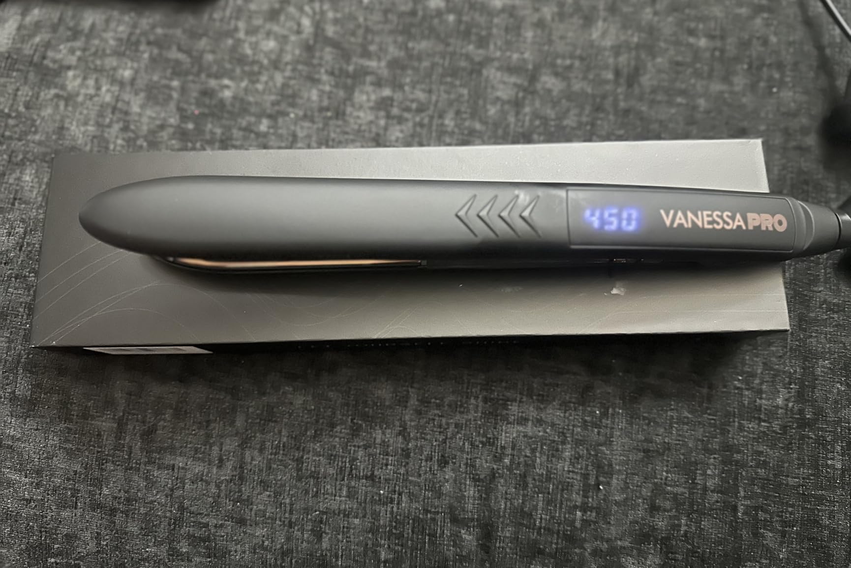 VANESSA PRO Titanium Flat Iron 1 Inch Hair Straightener for Smooth Results customer photo 1
