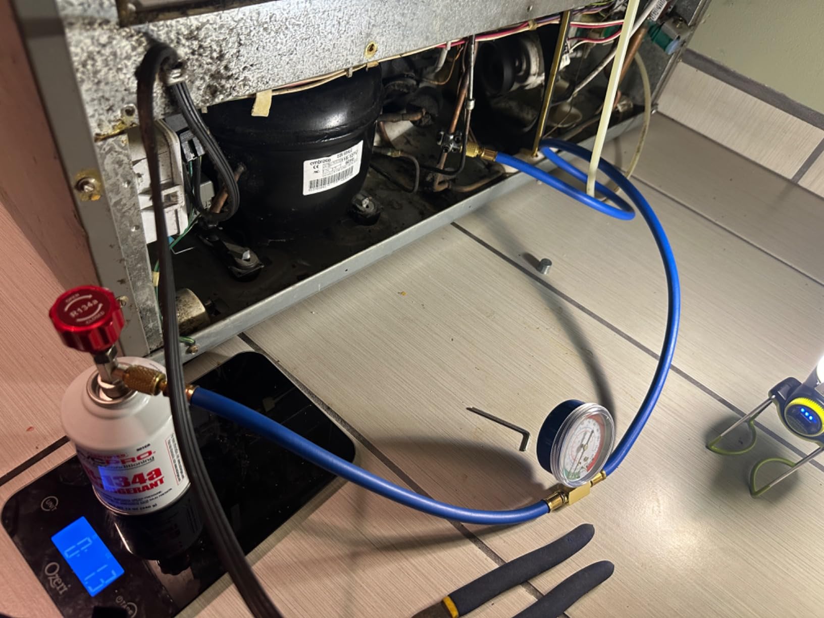 Lichamp A/C R134A Refrigerator Freon Recharge Kit with Bullet Piercing Valve, Piercing and Self-Sealing Can Tap 134A customer photo 2