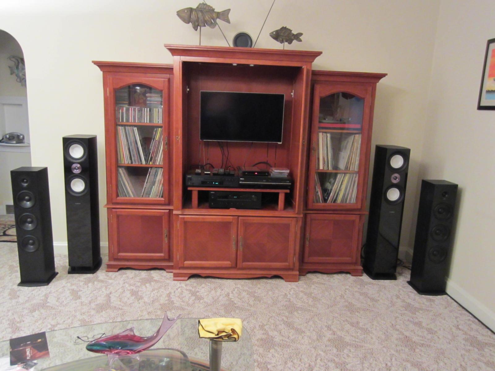 Fluance Reference High Performance 3-Way Floorstanding Loudspeakers with Down-Firing 8