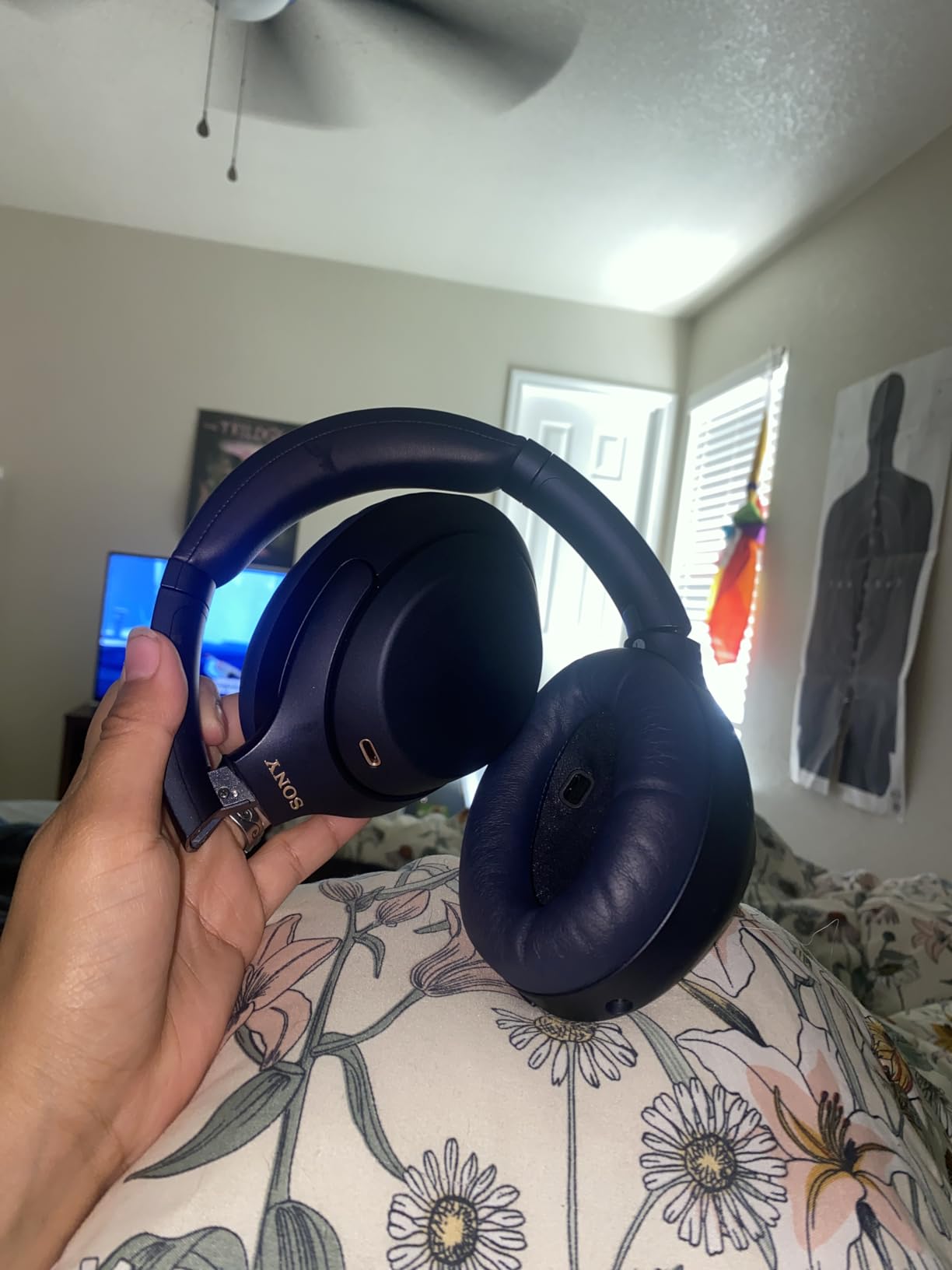 Sony WH-1000XM4 Wireless Noise Canceling Overhead Headphones - Black (Renewed) customer photo 1