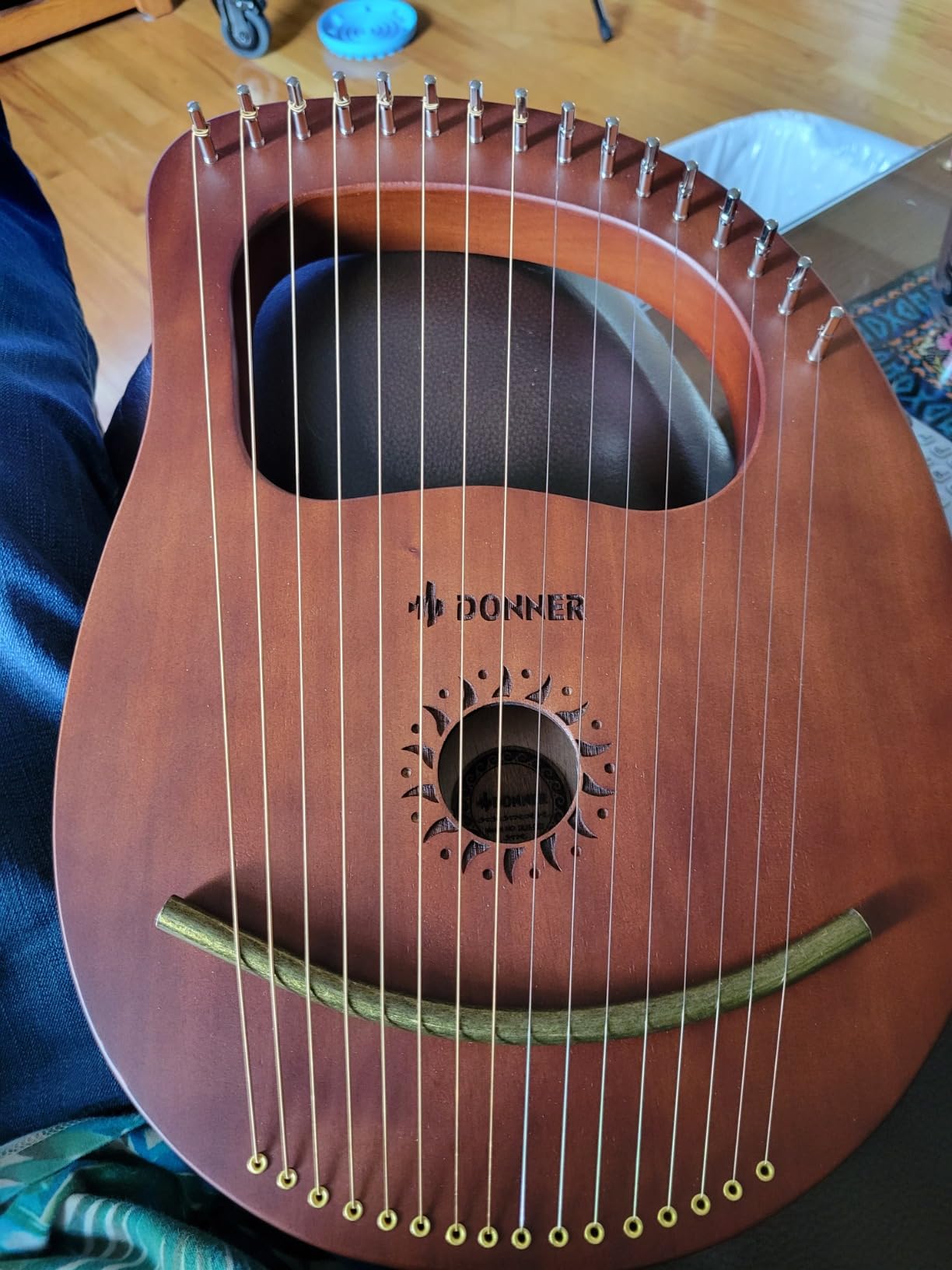 Donner 16-String Mahogany Lyre Harp Beginners Kit, Classic Greece, DLH-003 customer photo 1