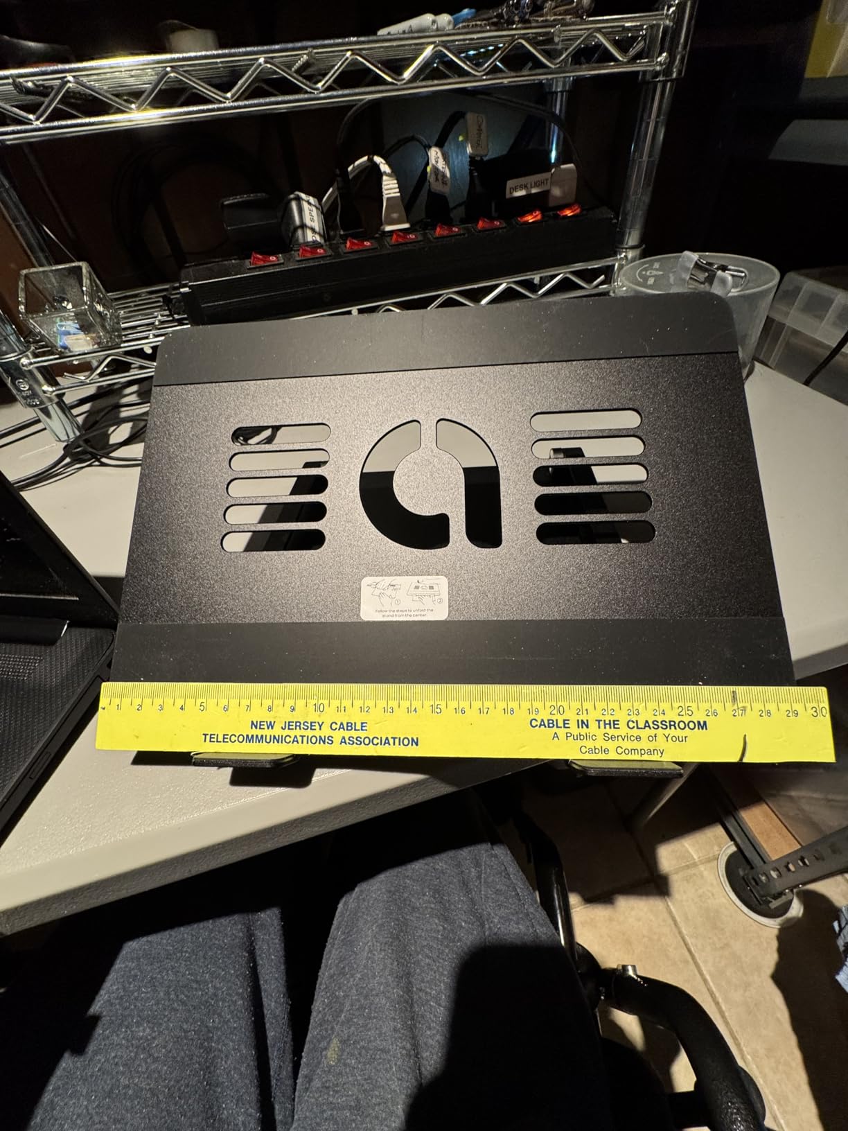 Lamicall Aluminum Laptop Stand for Desk for MacBook Air Pro Neo 10-17.3'' customer photo 2