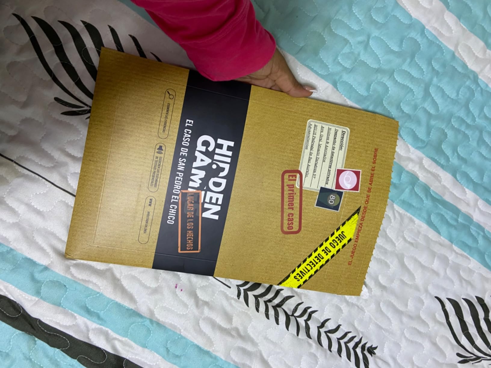 Hidden Games – The New Haven Case – US Murder Mystery & Detective Game customer photo 1