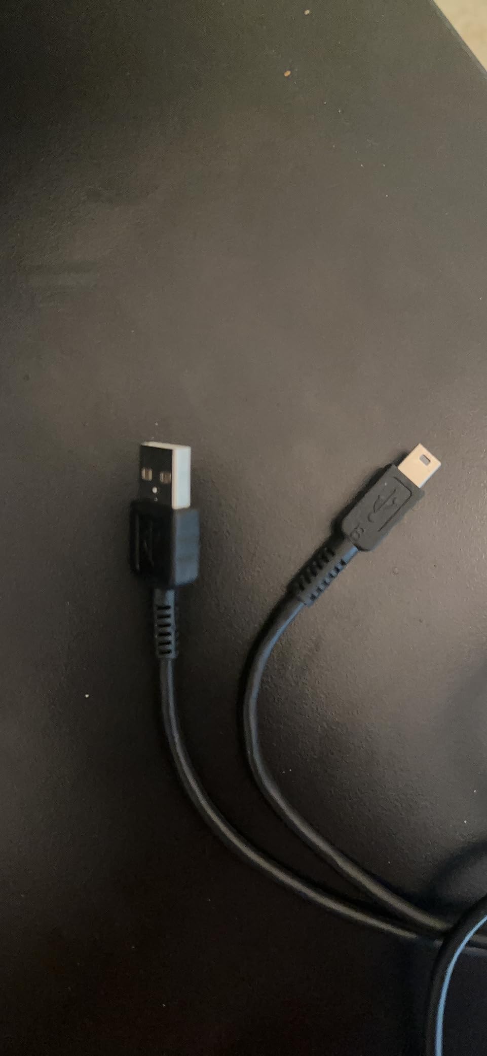 CalDigit Thunderbolt 4 Cable - 40Gbps 100W Power Delivery, Compatible with Thunderbolt 3, Thunderbolt 5 & USB4 Type C, MacBook Pro, iMac, iPhone 17 Max, Black (0.8m/2.62ft, Thunderbolt 4/USB 4) customer photo 1