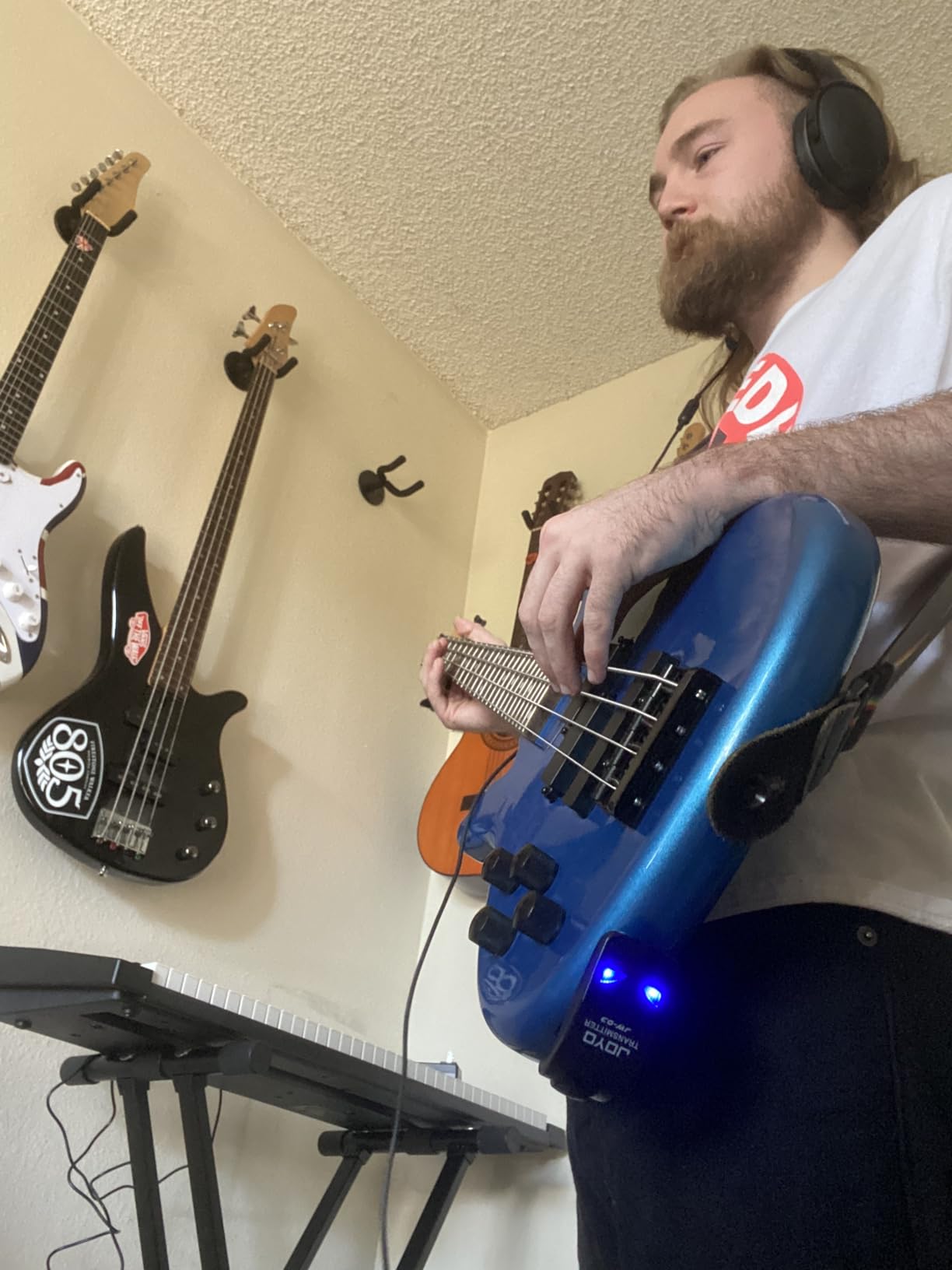 JOYO 2.4GHz Wireless Guitar System Rechargeable Transmitter and Receiver 4 Selectable Channels, 5ms Low Latency, 65ft Range, Up to 8 Hour Battery for Electric Guitar, Bass & Acoustic (JW-03) customer photo 1