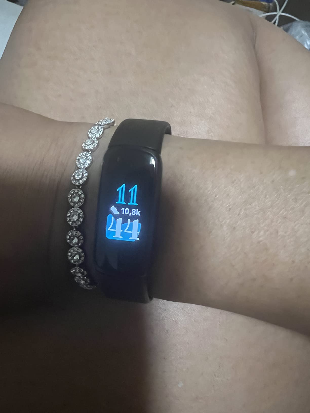 Fitbit Luxe Special Edition Fitness and Wellness Tracker, Gorjana Soft Gold Stainless Steel Parker Link Bracelet, One Size (S & L Peony Classic Bands Included) customer photo 1