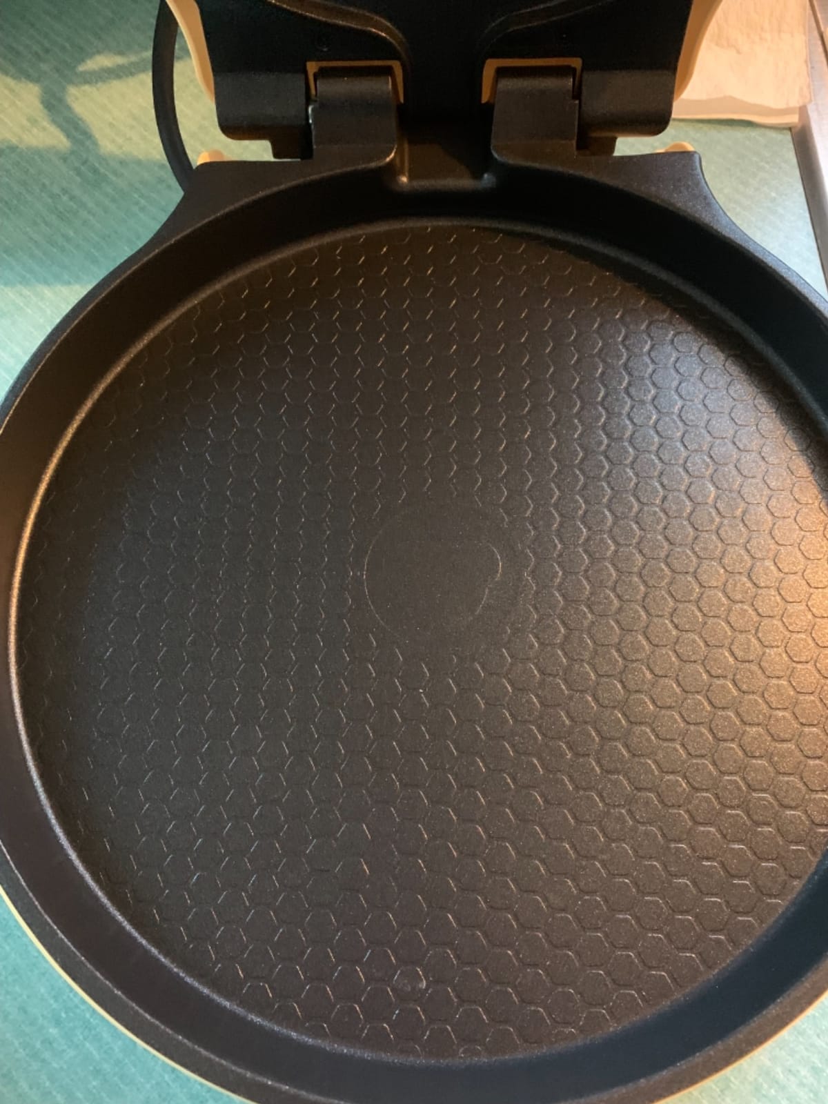 Bear 11.8'' 1500W Electric Smokeless Indoor Grill with Adjustable Temp, Quesadilla Maker Nonstick Pan for Breakfast, Lunch, Dinner customer photo 2