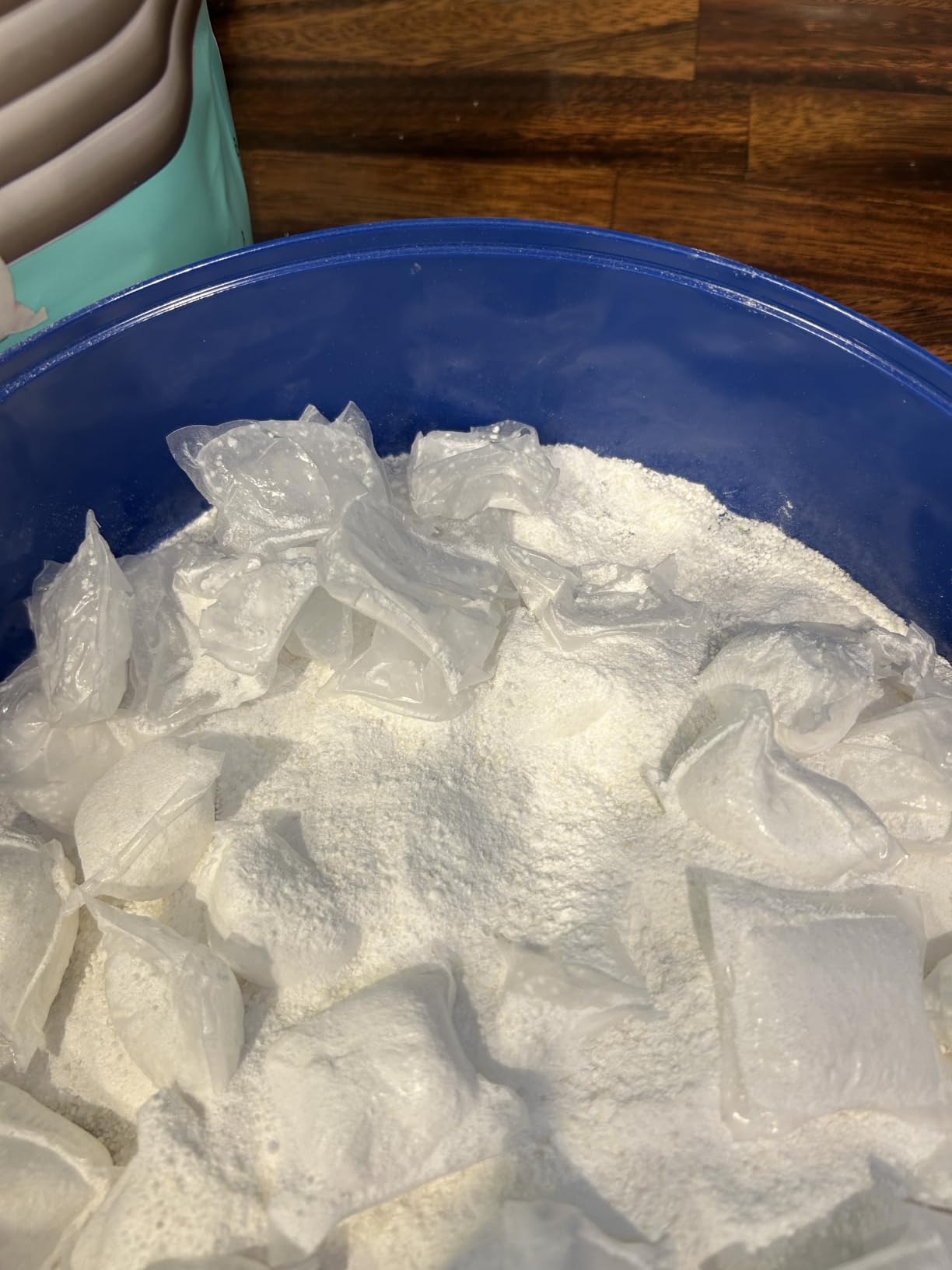 The Clean People Dishwasher Pods - Cuts Grease & Rinses Sparkling Clean - Residue-Free - Phosphate Free Dishwashing Pods (60 Count, Lemon Verbena) customer photo 2