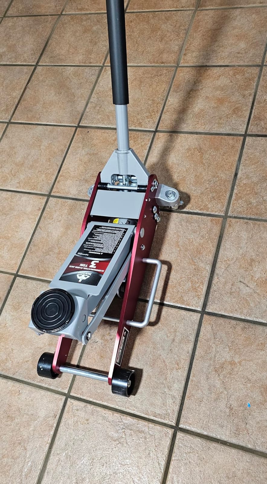 Jack Boss 3 Ton Low Profile, Aluminum and Steel Racing Floor Jack with Dual Pistons Quick Lift Pump, 1.5X Overload Tested for Safety, Sport Utility Vehicle, Lifting Range 3-15/16