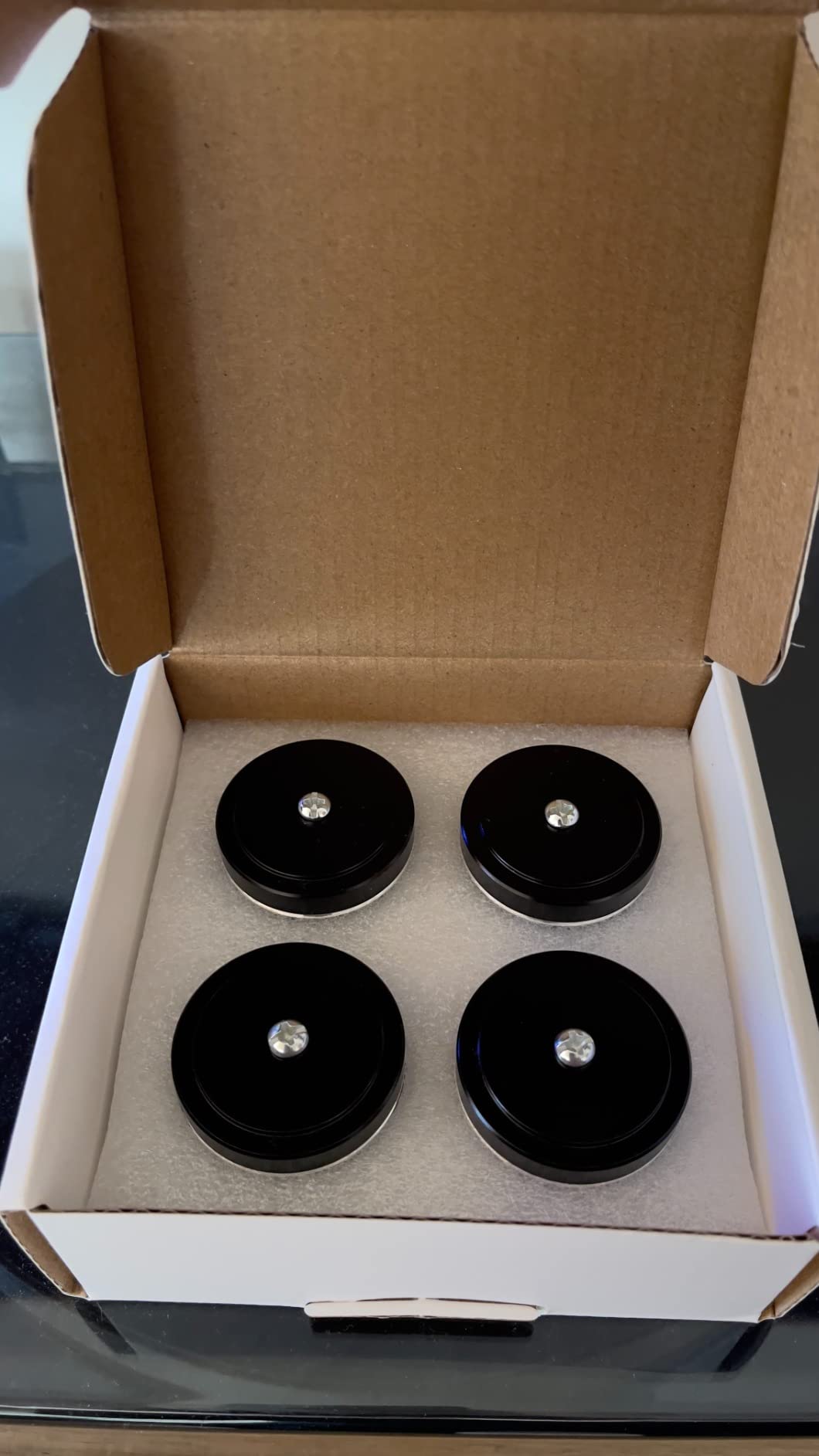 Tertullus 4 Pcs Speaker Feet Isolation 40x20mm Turntable Feet Aluminum Platform Speaker Spike Stand Floor Protectors Dampening Pad with Rubber Ring for Hi-fi Equipments customer photo 1