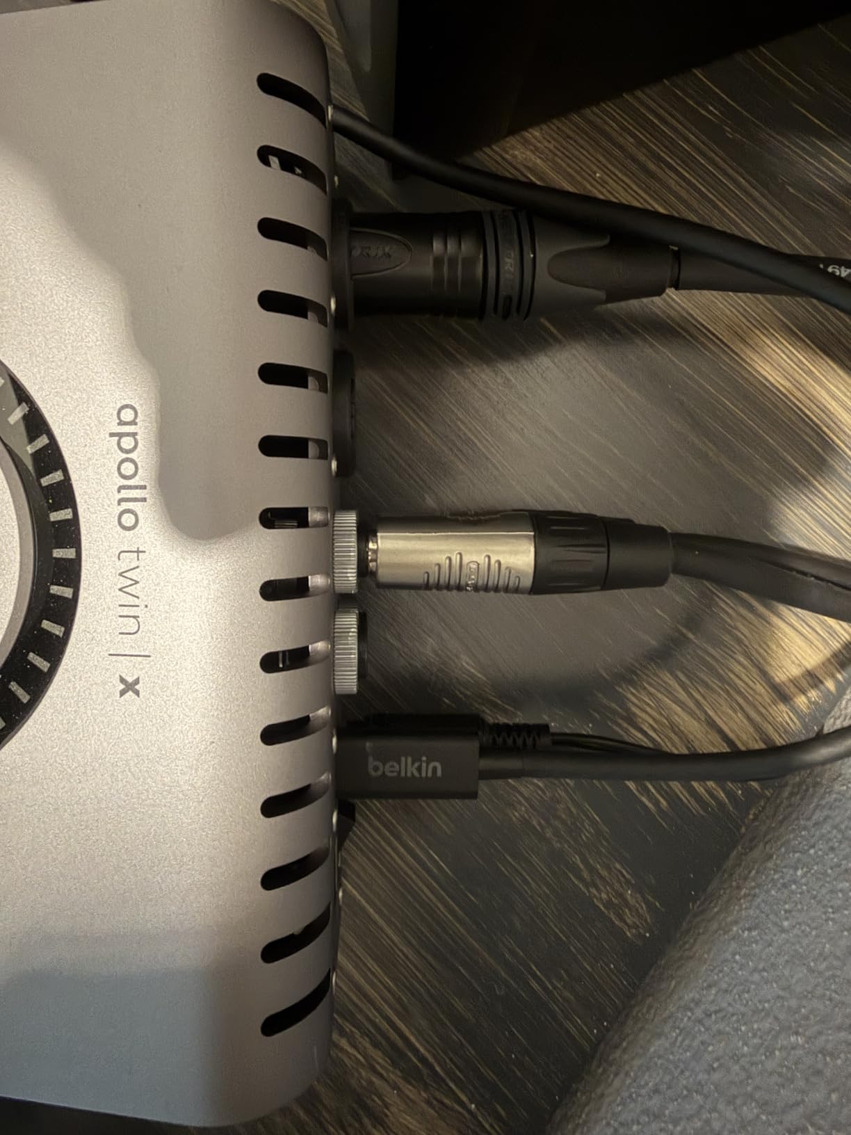 Belkin Thunderbolt 4 Cable, 100W PD, 2M, USB4 Compliant customer photo 1