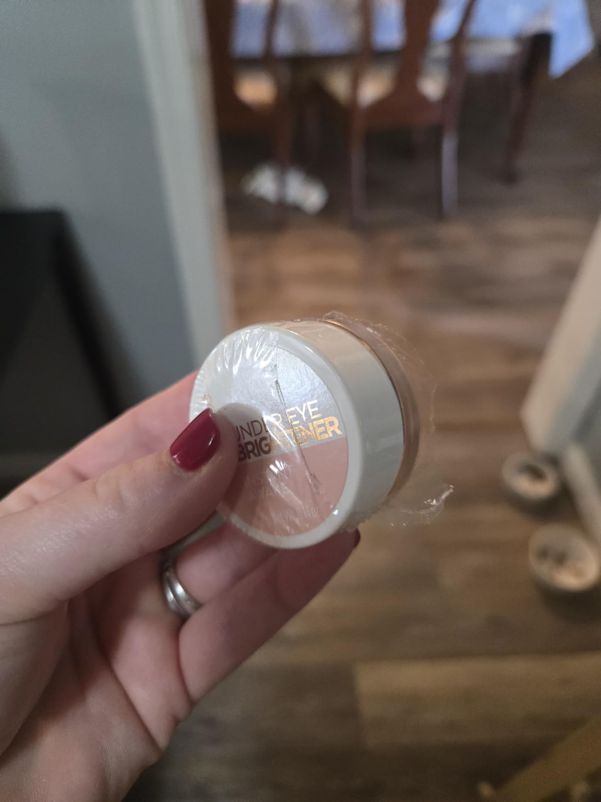 Catrice Under Eye Brightener, Dark Circles Color Corrector (010 Light Rose) customer photo 2