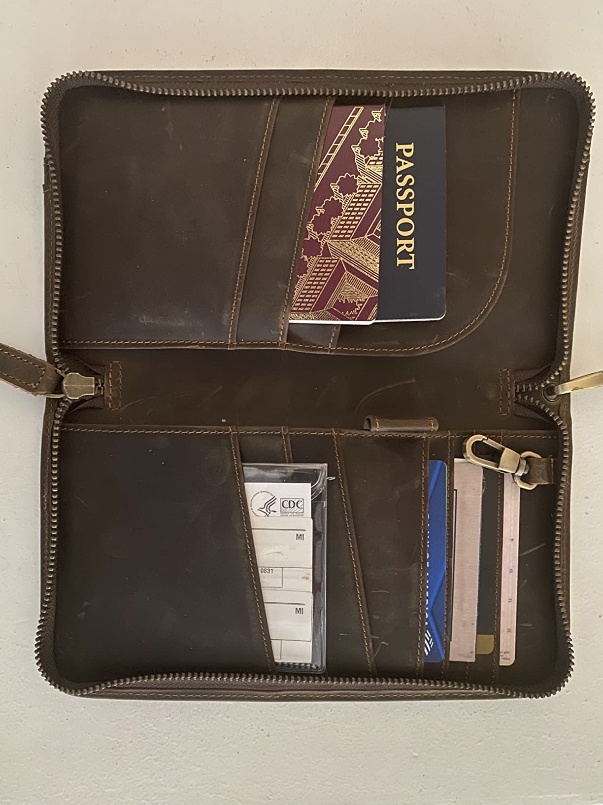 Polare Full Grain Leather Family Travel Passport Wallet and Documents Organizer RFID Blocking Case Holder Fits 6 Passports for Men and Women customer photo 2
