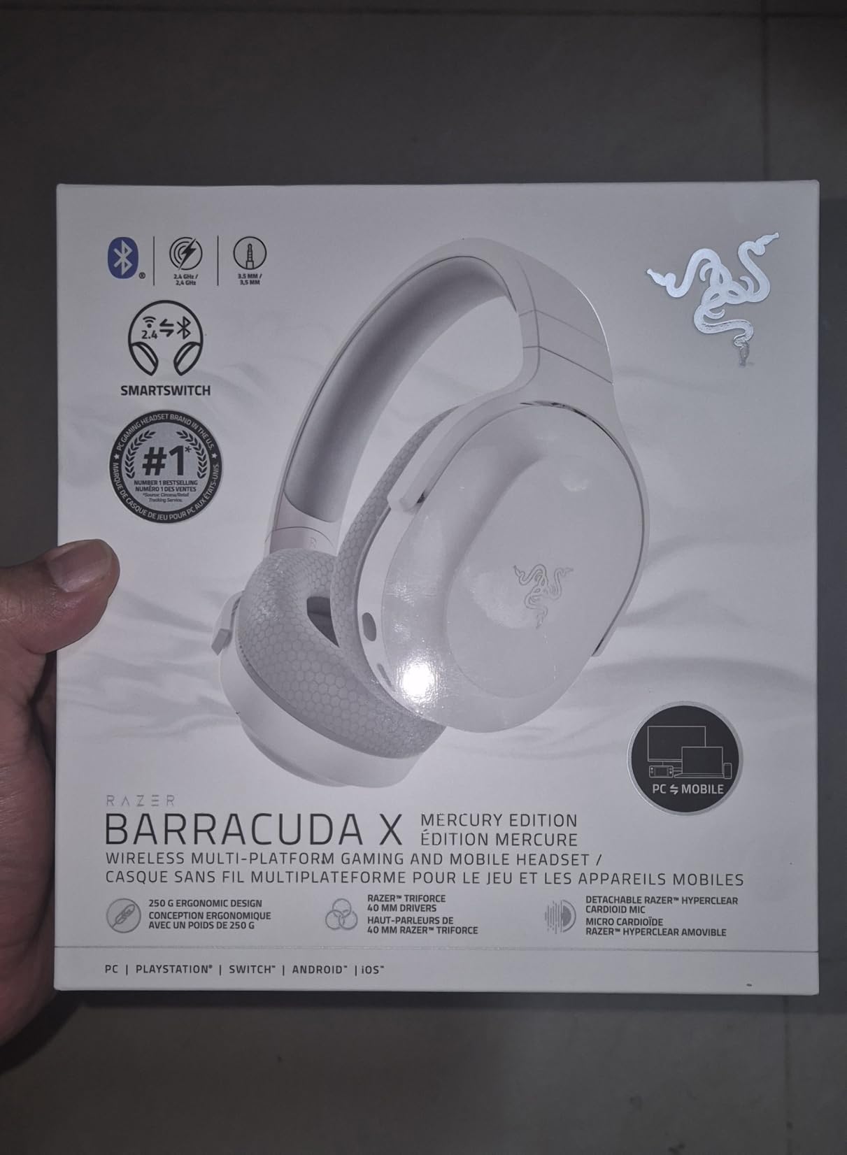 Razer Barracuda X Wireless Gaming & Mobile Headset, 2.4Ghz + BT, White customer photo 2