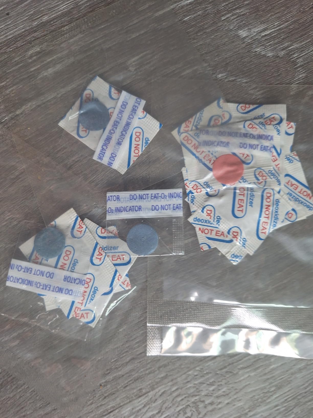 110 Packs 100CC Food Grade Oxygen Absorbers (10 Packs in Individual Vacuum Bag, 11x Packs of 10), Oxygen Absorbers for Food Storage, with Oxygen Indicator, for Mylar Bags, Mason Jars, Canning customer photo 1