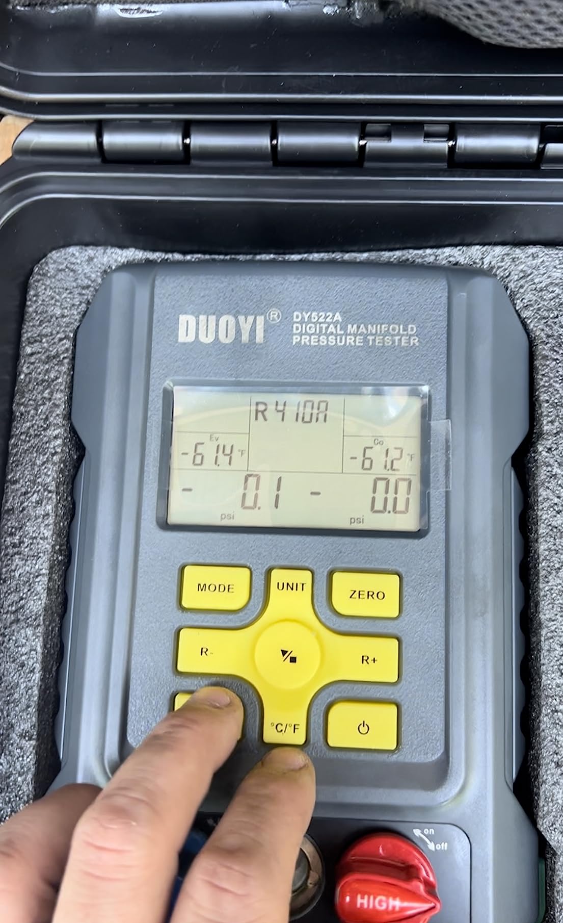 HVAC Digital Manifold Gauge Set for 92 Refrigerant Digital HVAC Gauges Pressure&Temp Test R134A R410A R404A R22 Refrigerant Gauges with Hoses, Upgraded Ball Valve,for Air Conditioning & Refrigeration customer photo 1