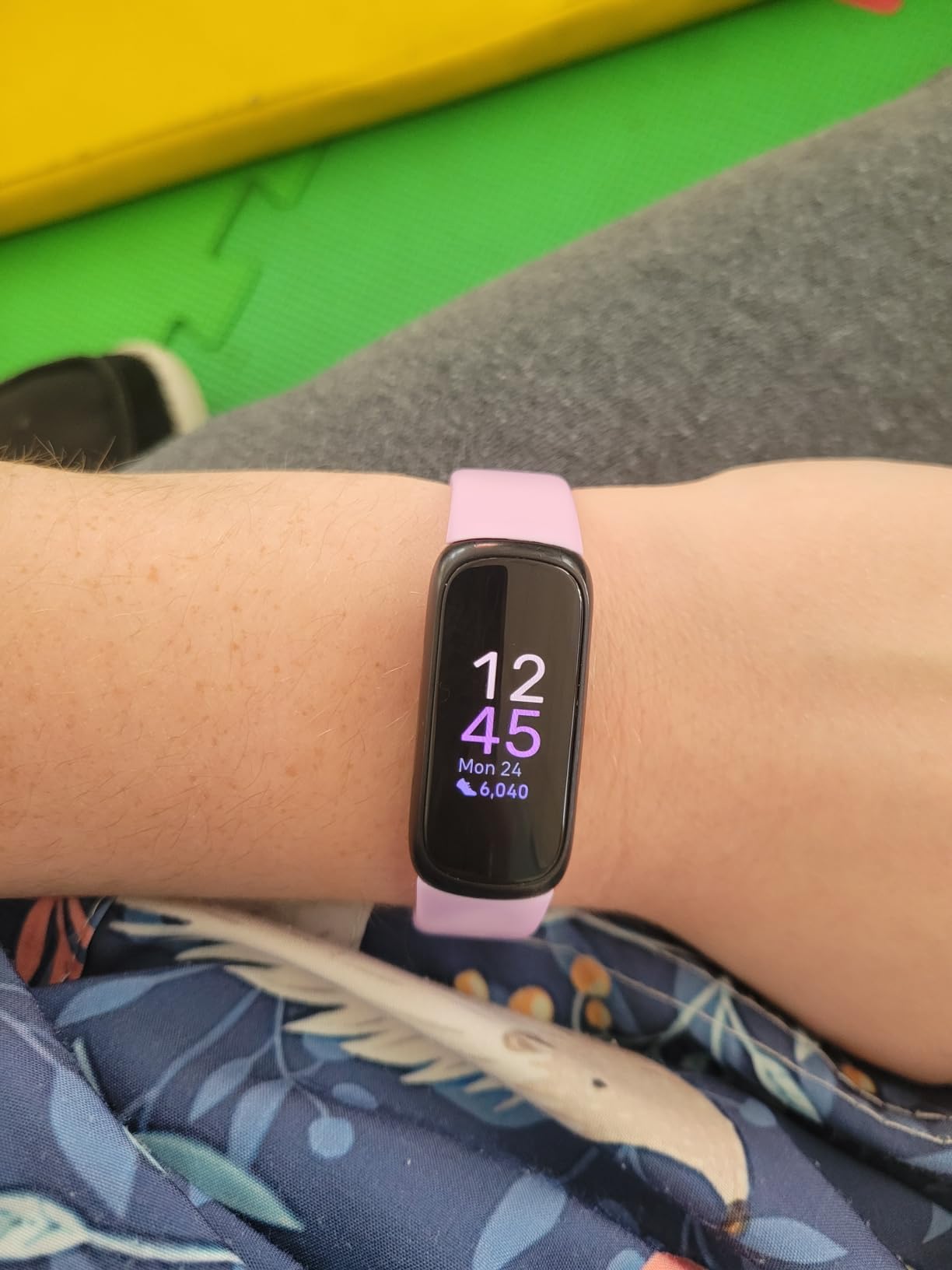 Fitbit Inspire 3 Fitness Tracker – Advanced Health Insights with Stress Management, Workout Intensity & Sleep Tracking, 24/7 Heart Rate, Includes Small and Large Classic Bands (Lilac Bliss/Black) customer photo 2