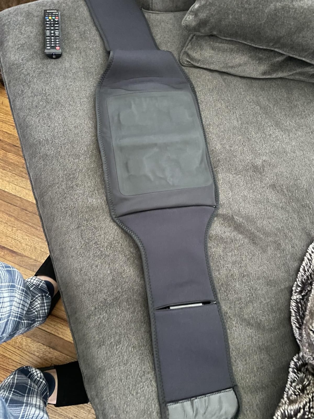 Hyperice Venom 2 Back Heated Vibration Massage Therapy Wrap Pain Relief customer photo 2