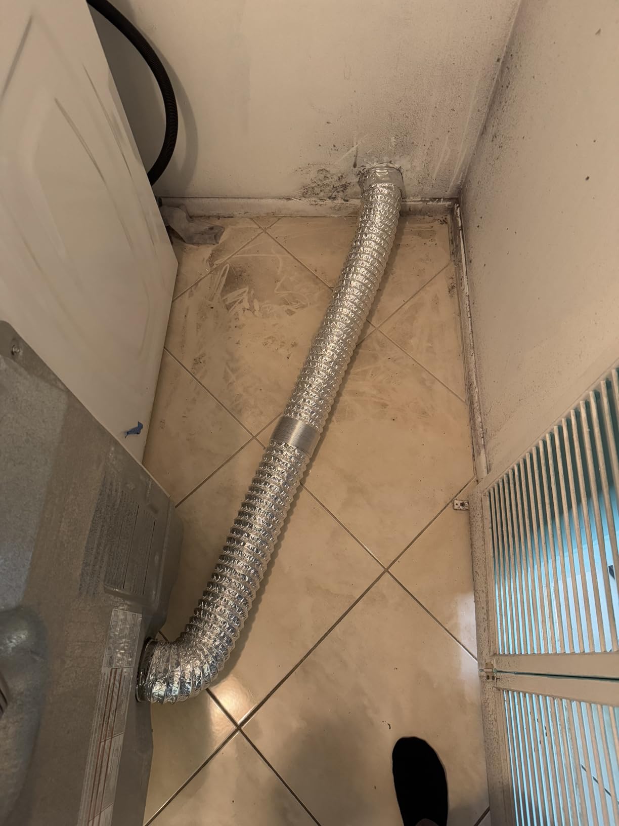 Heavy Duty Flexible Dryer Vent Duct Hose 4 inch 25FT with 2 Key Hose Clamps customer photo 2