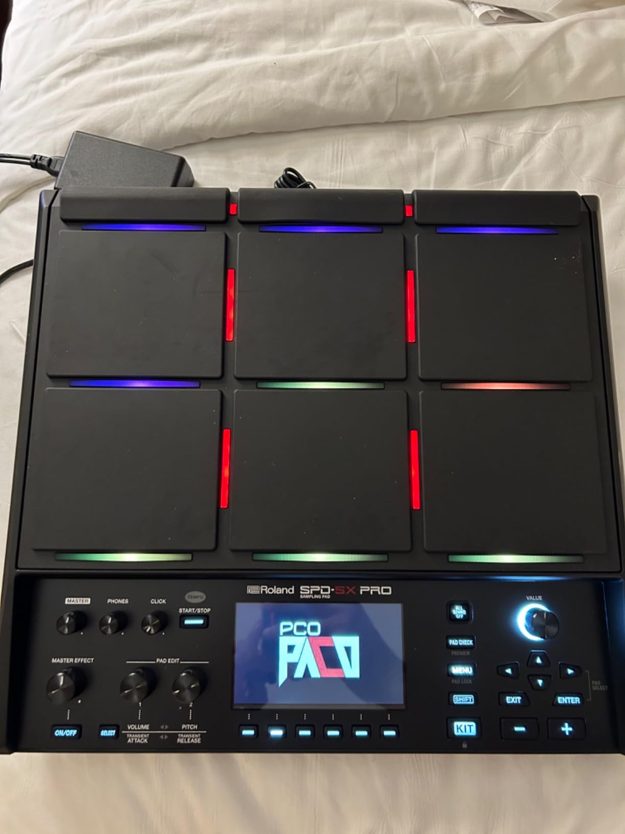 Roland SPD-SX PRO Sampling Pad | The Flagship Sampling Pad for Drummers & Other Musicians | 9 Playing Surfaces, 8 External Trigger Inputs, Color Display, Customizable Pad LEDs, Onboard FX & More customer photo 2