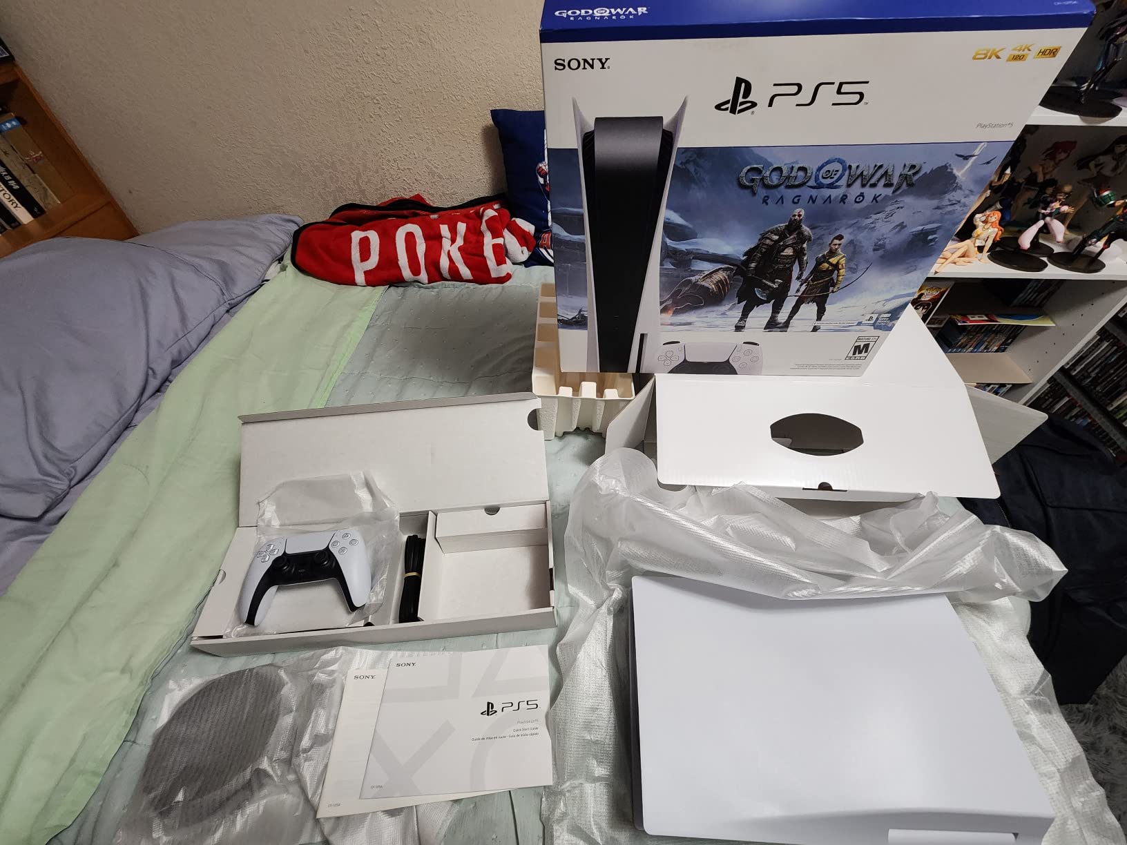 PlayStation PS5 Console – God of War Ragnarök Bundle customer photo 2