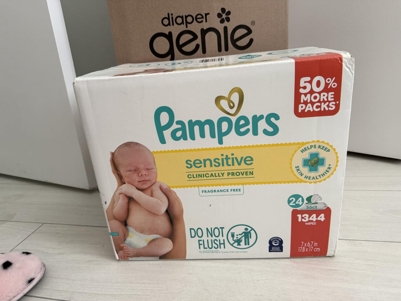 Pampers Sensitive Baby Wipes, Unscented, Fragrance Free, Clinically Proven, Water Based, Hypoallergenic, Multi-Use, Hand Wipes, 1008 Wipes Total (18X Flip-Top Packs) customer photo 1
