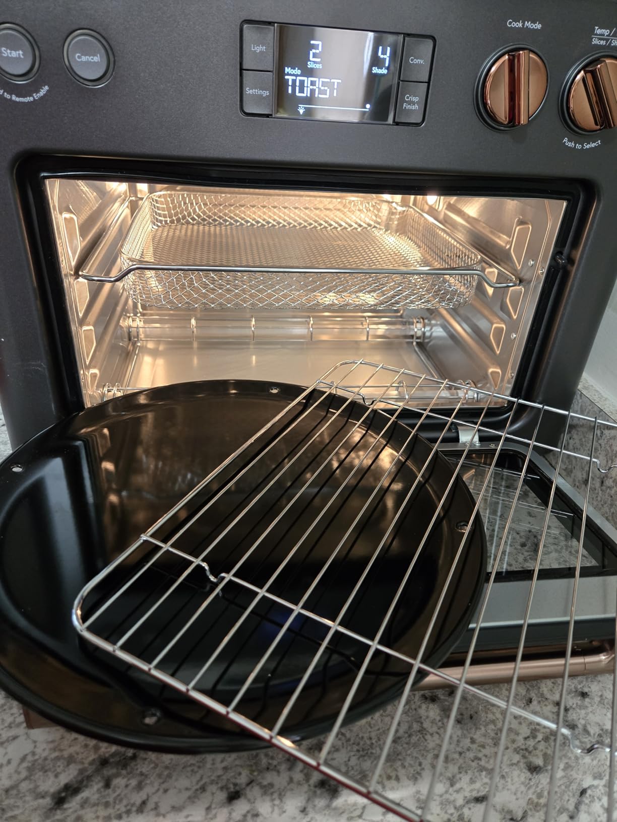 Café Couture Oven with 14 essential cooking modes, including Air Fry, CrispFinish, Bake, Broil, Roast, Toast, Pizza, WiFi & Smart Connected, Voice Control, Countertop Small Appliances, Matte Black customer photo 1