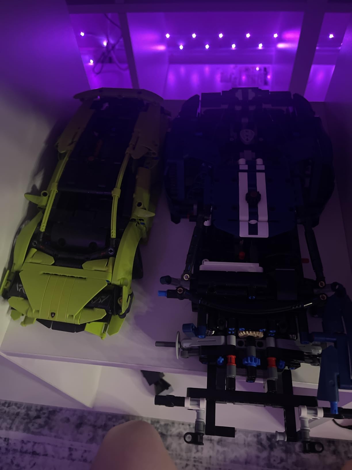 LEGO Technic 2022 Ford GT Building Set for Adults - Collectible Kit W/Authentic Features, Ages 18+ - 1:12 Scale - Gifts for Men & Women - Display as Bedroom or Home Decor - 42154 customer photo 1