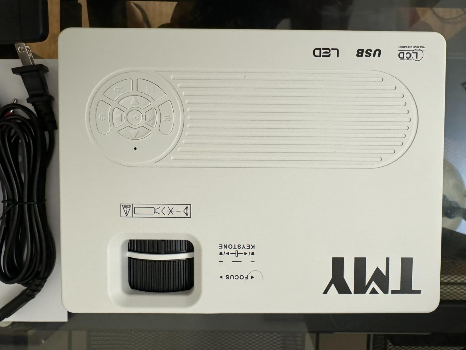 TMY Native 1080P Projector with WiFi and Bluetooth, with 80in Screen customer photo 2