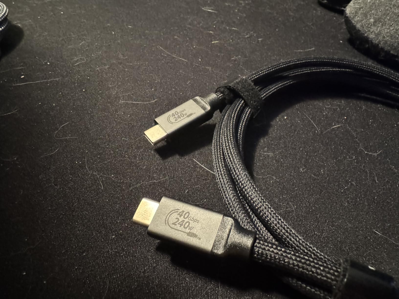 Silkland USB 4 for Thunderbolt 4, 40Gbps 240W 8K, USB-IF Certified, 3.3FT customer photo 1