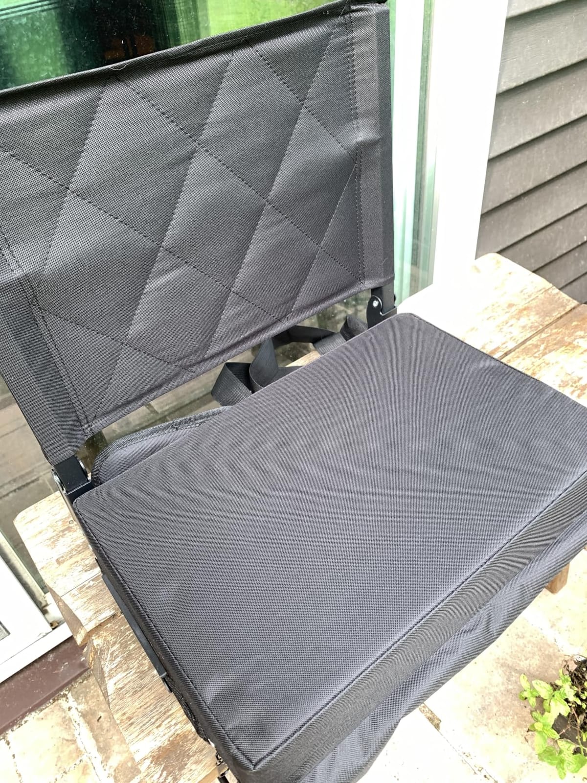 Sheenive Stadium Seats with Back Support, Padded Bleacher Seat Cushion customer photo 2