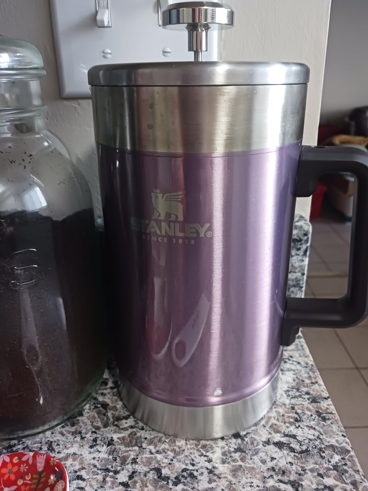 STANLEY Stay-Hot French Press, 48 oz, Cream Gloss customer photo 2