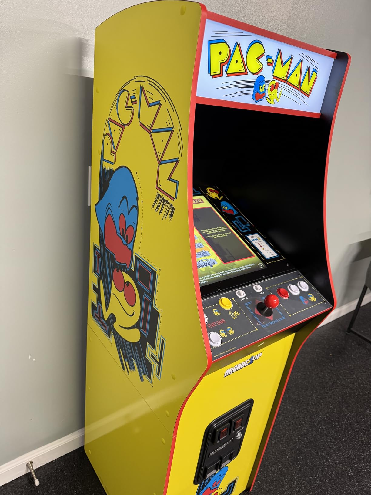 Arcade1Up Pac-Man Deluxe Arcade Gaming Cabinet, 14 Classic Games customer photo 1