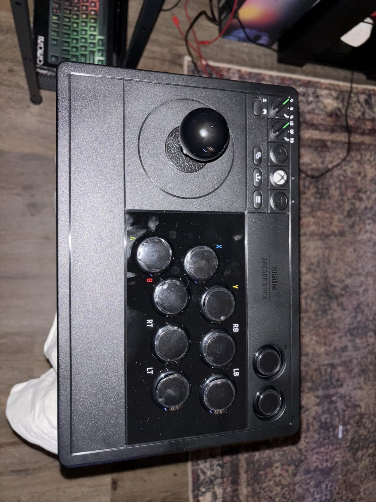 8Bitdo Arcade Stick for Xbox Series X|S, Xbox One and Windows 10, Arcade Fight Stick with 3.5mm Audio Jack - Officially Licensed (Black) customer photo 1