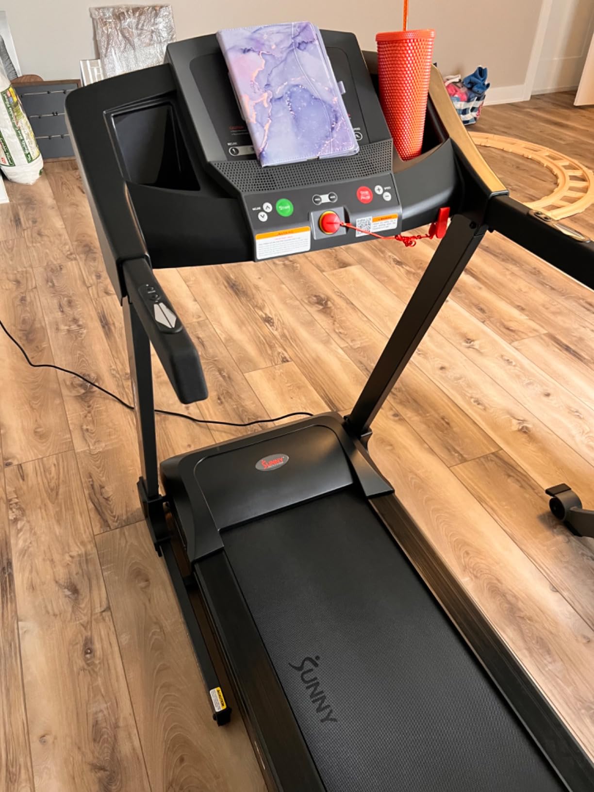 Sunny Health & Fitness Smart Wi-Fi Treadmill with Auto Incline customer photo 2