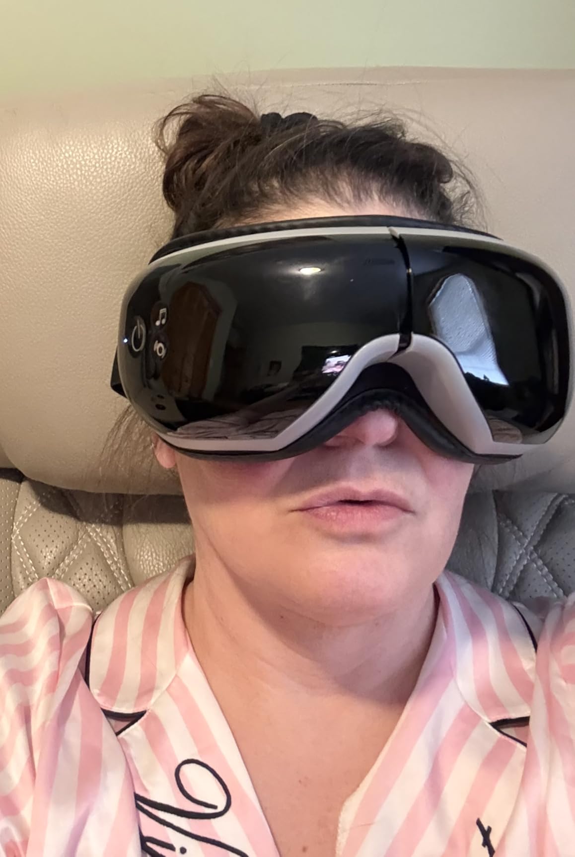 RENPHO Eyeris 3 Eye Massager with Heat and Cooling, Massaging Eye Mask customer photo 2