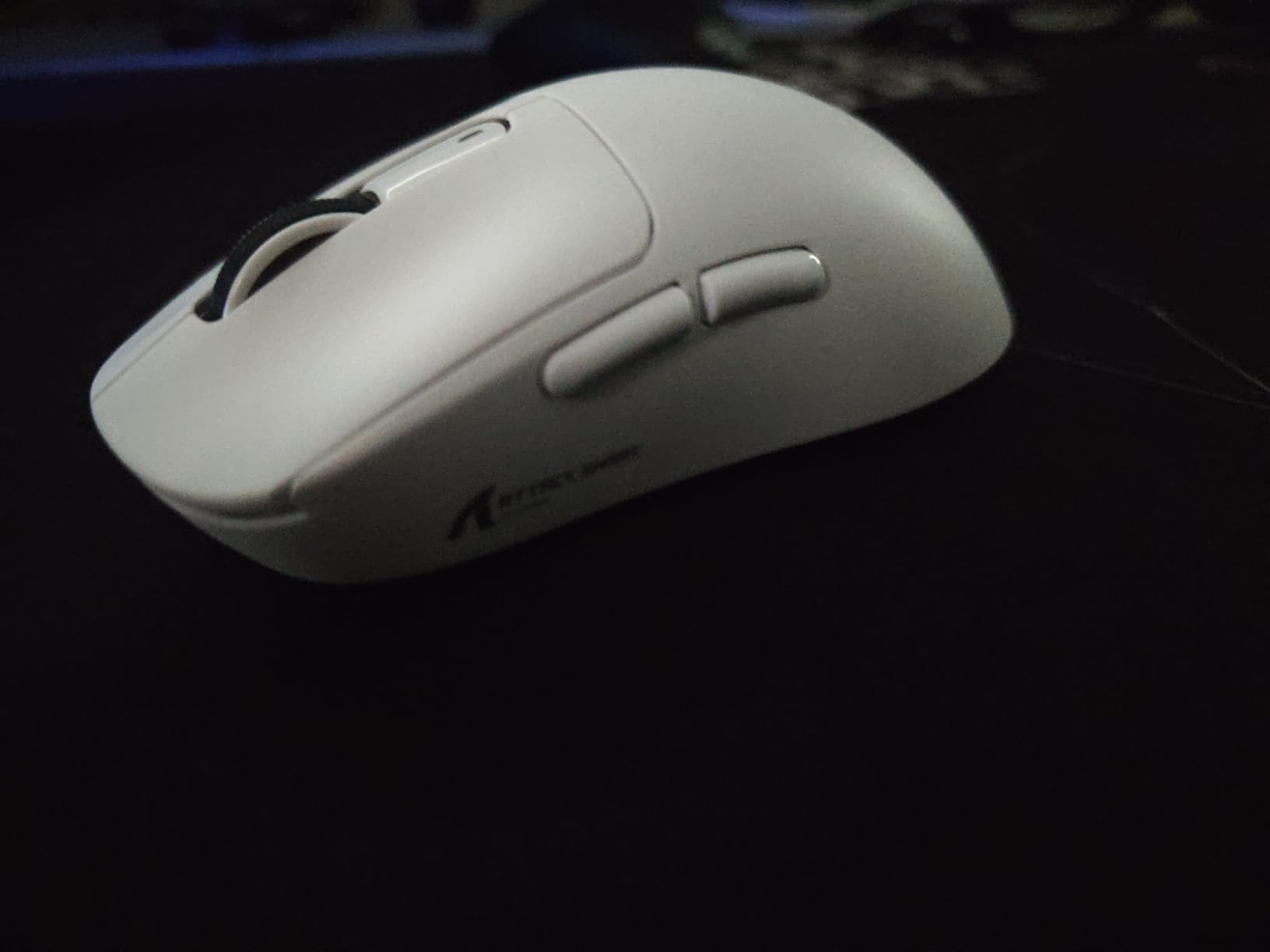 ATTACK SHARK X3 49g Ultra-Lightweight Wireless Gaming Mouse, White&Tape customer photo 2