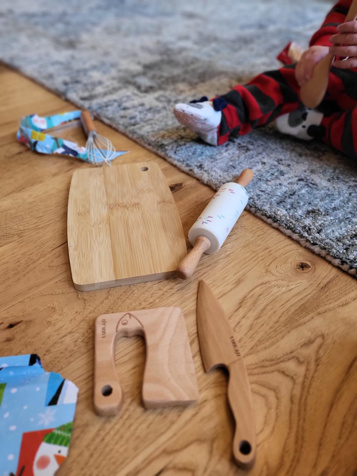 LUOLAO Wooden Kids Safe Knife and Toddler Baking Set for Real Cooking 6 PCS customer photo 2