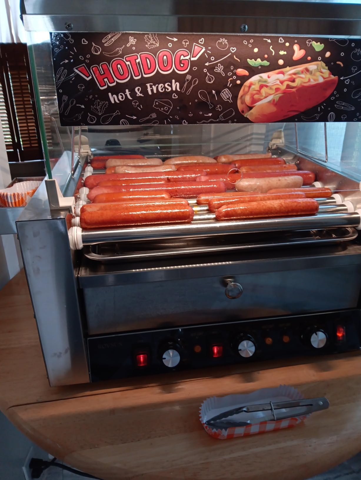 ROVSUN Hot Dog Roller, 18 Hot Dog 7 Rollers ETL Certified, Hot Dog Machine with Bun Warmer, Dual Temp Control, Glass Cover, LED, Side Storage Box, Shelf & Drip Tray for Home Commercial 1200W customer photo 2