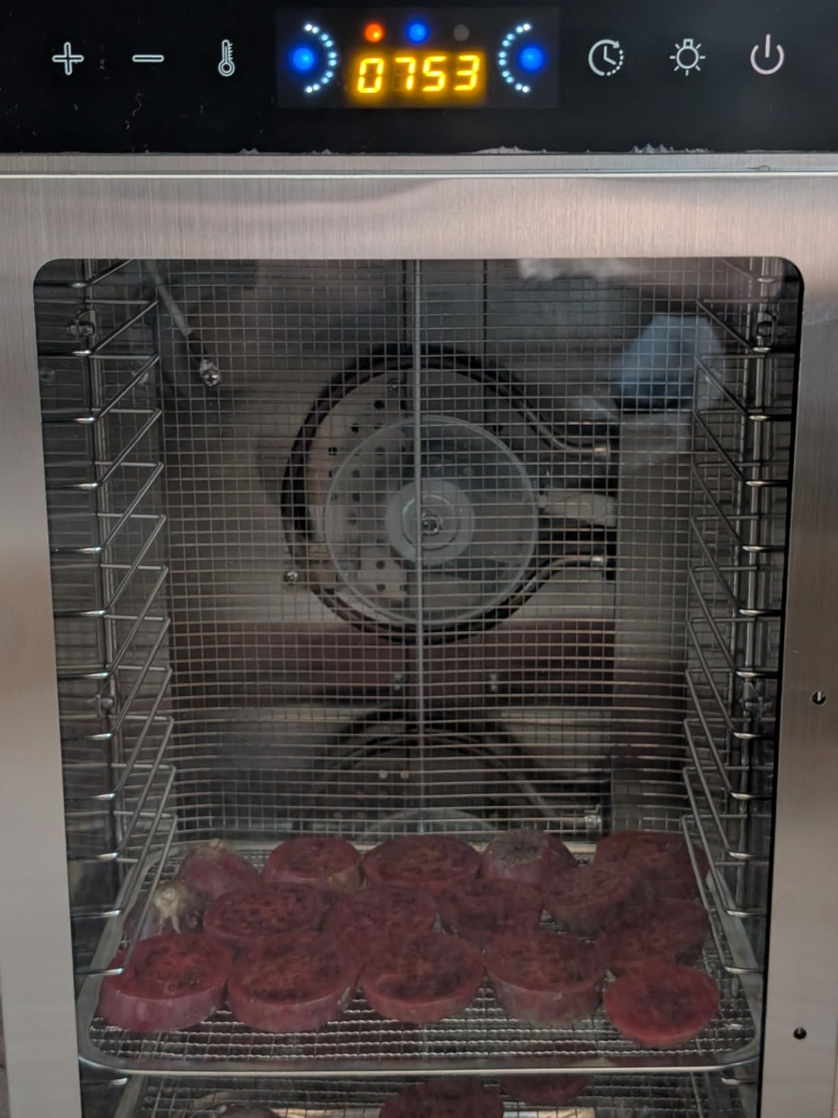 SUCISENI Food Dehydrator Machine 1000W 18 Trays Stainless Steel Commercial Food Dehydrated Dryer with 24H Timer Touch-Control LED Display, Compact Size for Home Jerky Herbs Meat Beef Fruit Vegetables customer photo 2